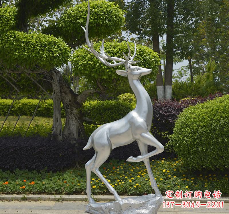 德州不锈钢梅花鹿雕塑艺术与自然的完美结合