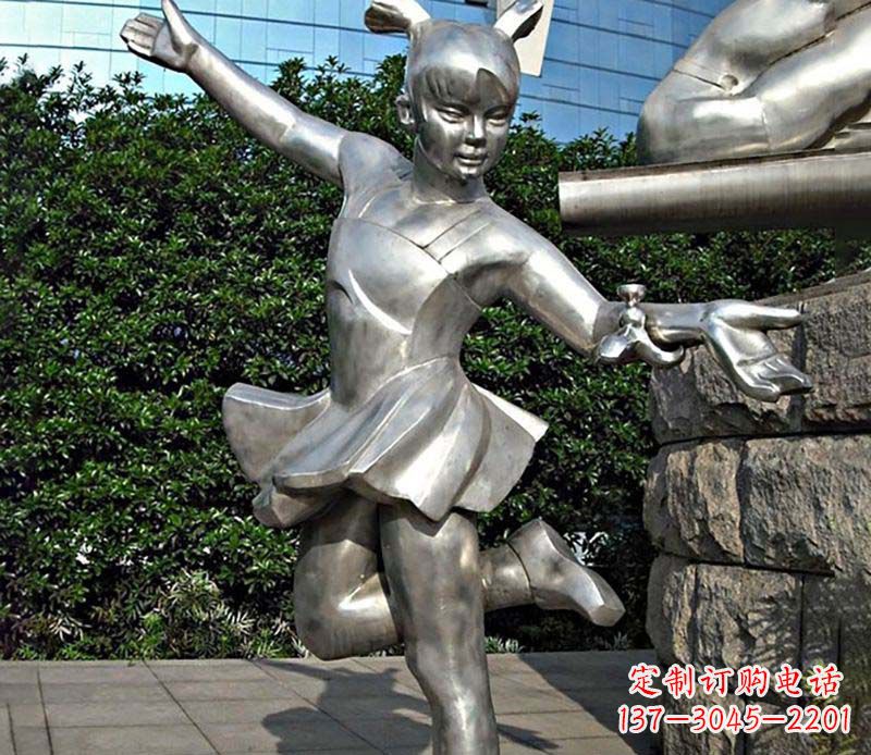 德州不锈钢儿童踢毽子雕塑传承传统文化