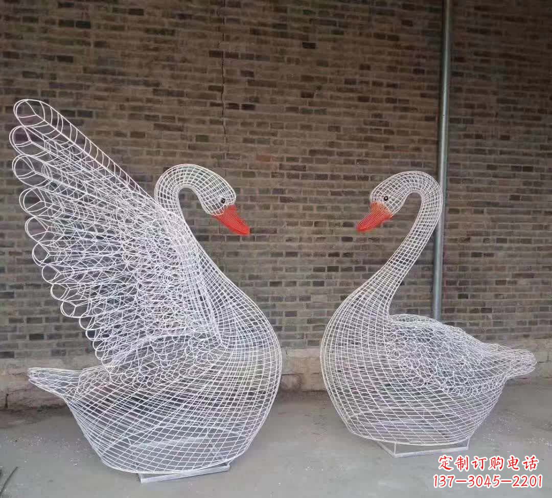 德州不锈钢镂空天鹅雕塑——美丽动人
