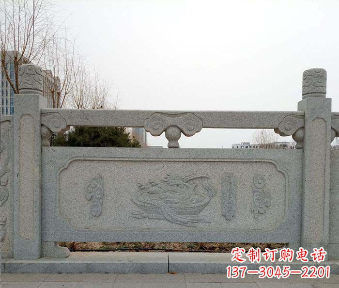 德州公园户外栏板石雕