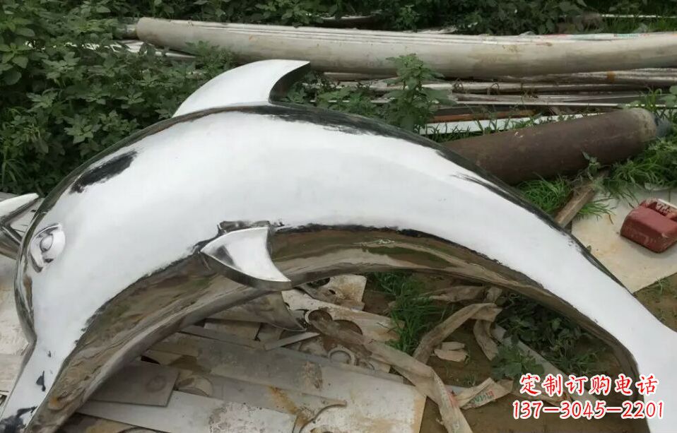 德州展现动感的不锈钢海豚雕塑