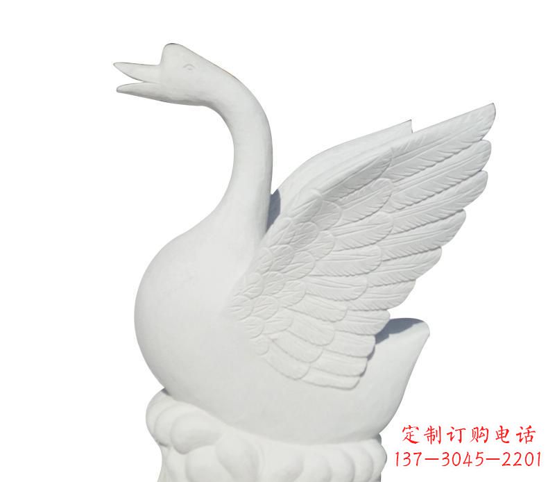 德州汉白玉雕刻的精美天鹅雕塑