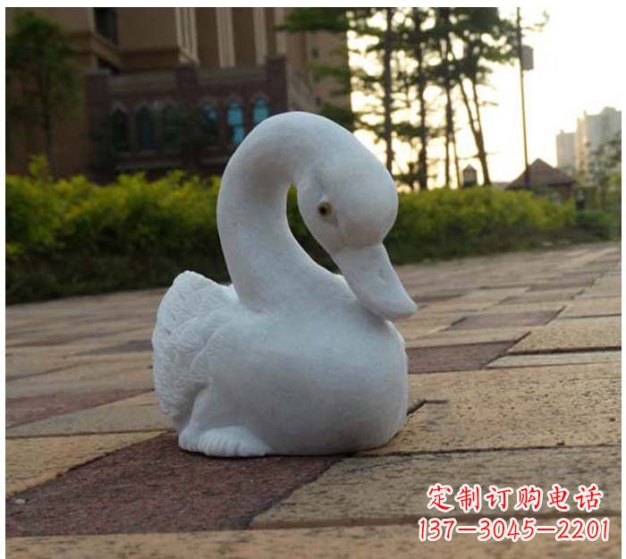德州汉白玉天鹅石雕塑,精美瑰丽