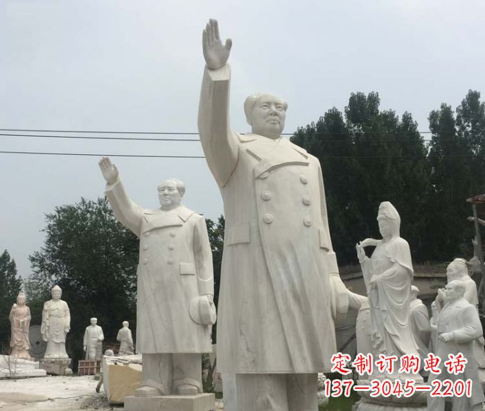 德州挥手的毛主席校园伟人石雕