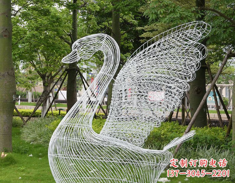 德州天鹅镂空不锈钢雕塑