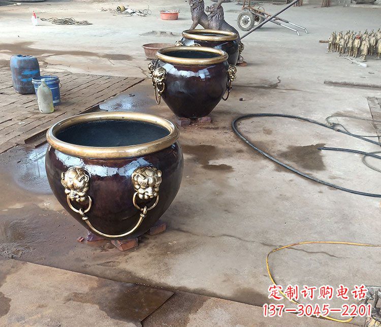 德州铜雕故宫狮子头水缸雕塑