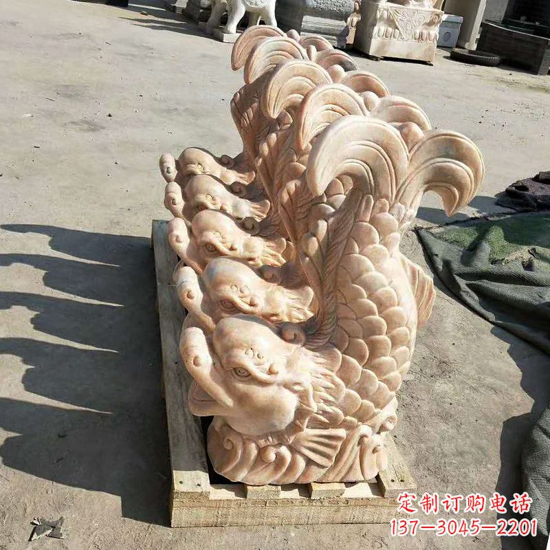 德州晚霞红喷水鱼石雕-园林水景喷泉动物雕塑摆件