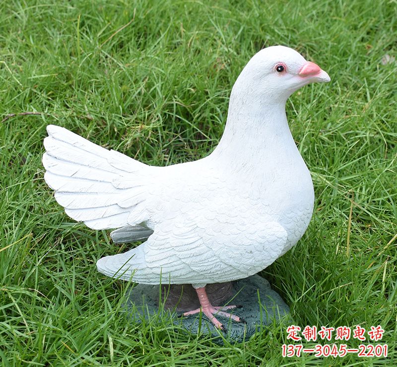 德州文化广场的和平鸽雕塑