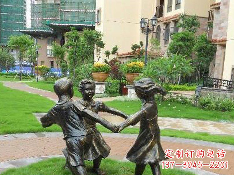 德州小区铜雕儿童玩游戏人物雕塑